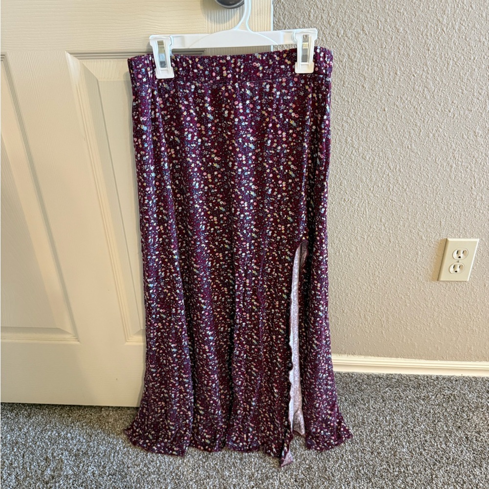American Eagle Purple Floral Skirt